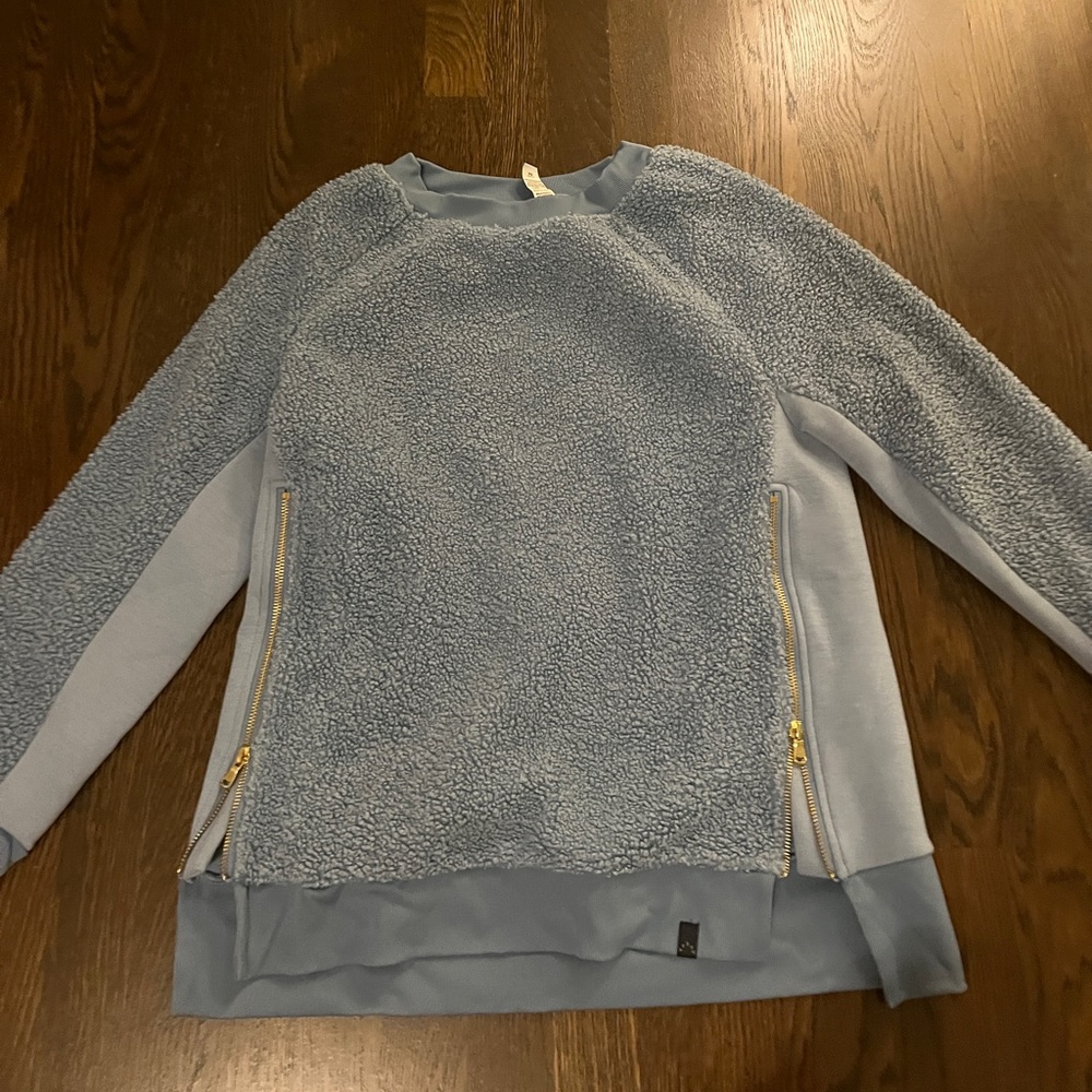 Women’s Varley Sweatshirt